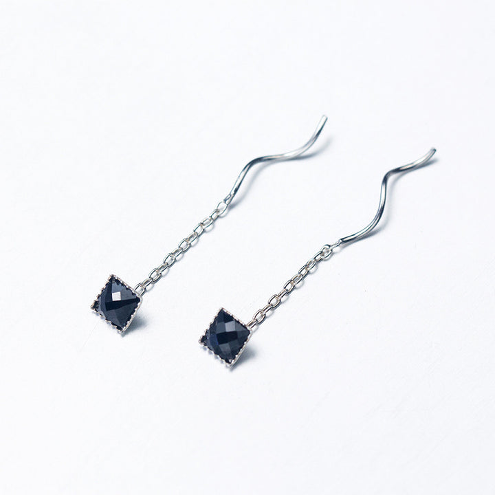 Boucles d'oreille pendantes avec pierre noire carrée et chaîne en argent 925 - Femme - Obsidienne et élégance moderne.