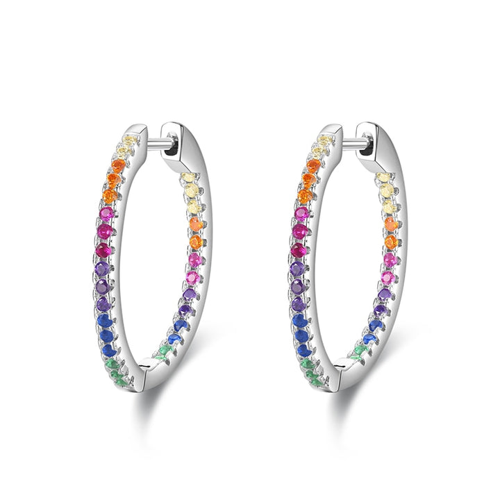 Boucle d'oreille anneau créole strass colorés - Femme - Argent 925. Un accessoire de mode scintillant pour illuminer votre tenue avec style.