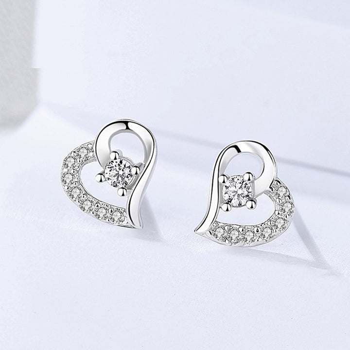 Boucle d'oreille cœur strass diamant en argent - Élégance intemporelle pour chaque femme. Un véritable trésor pour votre collection.