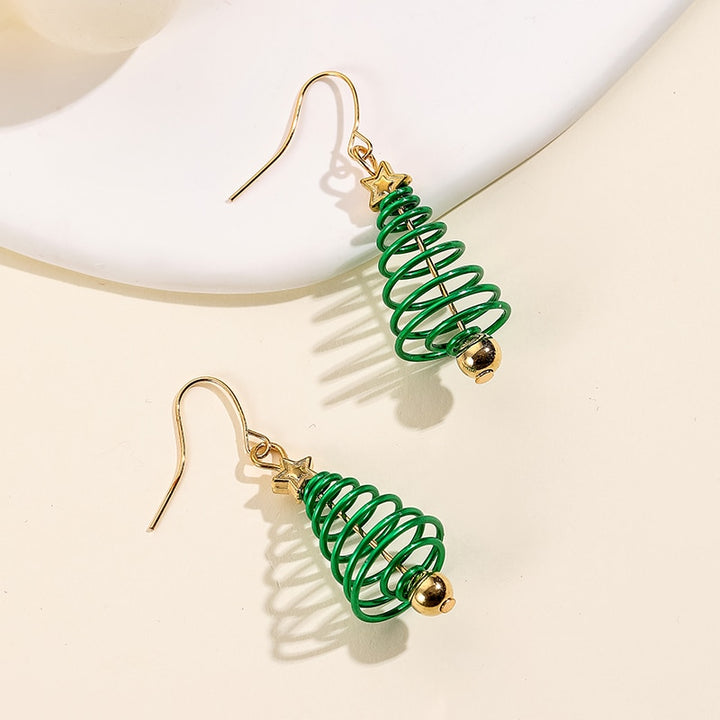 Boucle d'oreille pendante sapin de Noël en spirale verte avec étoile dorée - Femme. Élégance festive et éclat de Noël pour illuminer vos tenues festives.